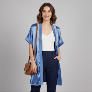 Vtg Blue Satin Like Short Sleeve Robe Lace Trim Size M P2P 24” Sonbos & Sedas